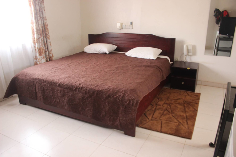 Bedroom 5, Suaf Home Lodge, Tema