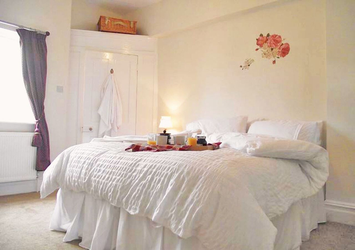 Bedroom 2, Peel House, Hampshire