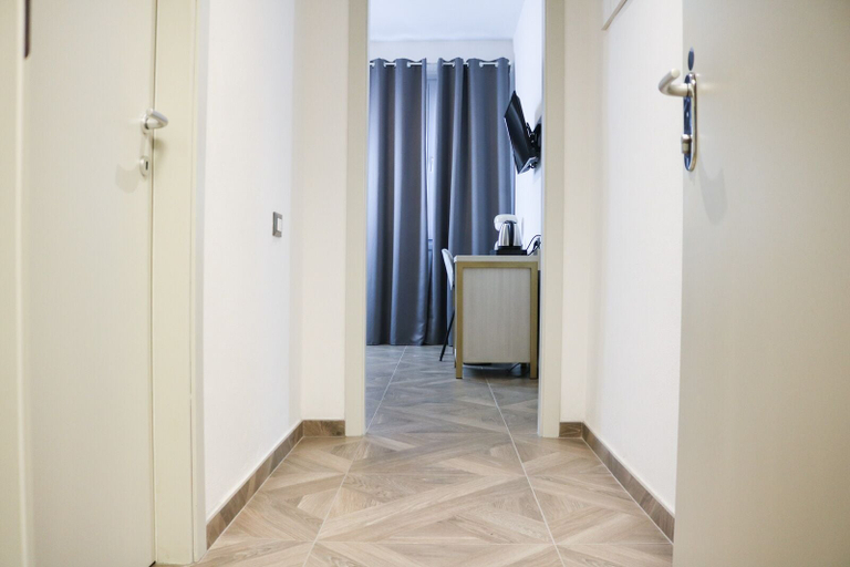 Others 5, Hotel Donatello Modena, Modena