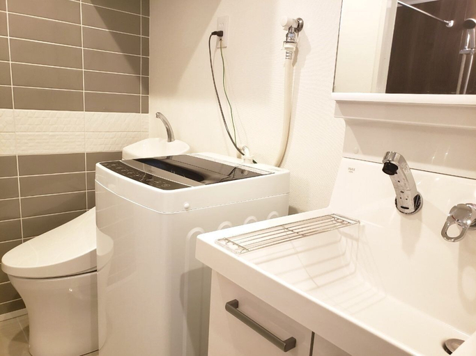 Bathroom 3, C4 Haneda Maison Philippe Omori 403, Ōta