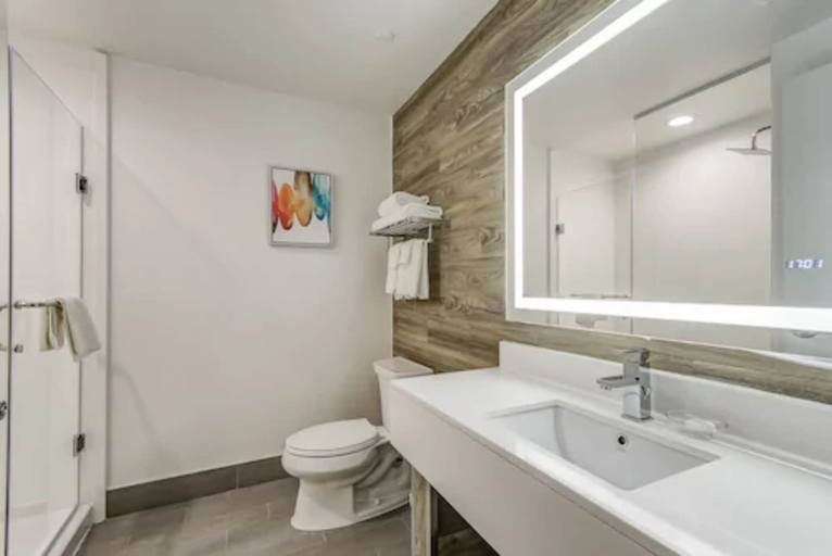 Bathroom 5, EST Hotel, Toronto