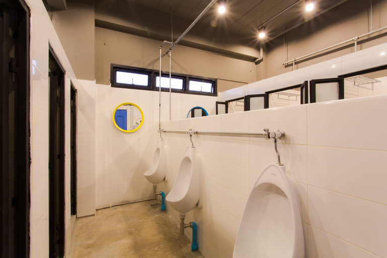 Bathroom 4, bloo Hostel, Phuket Island