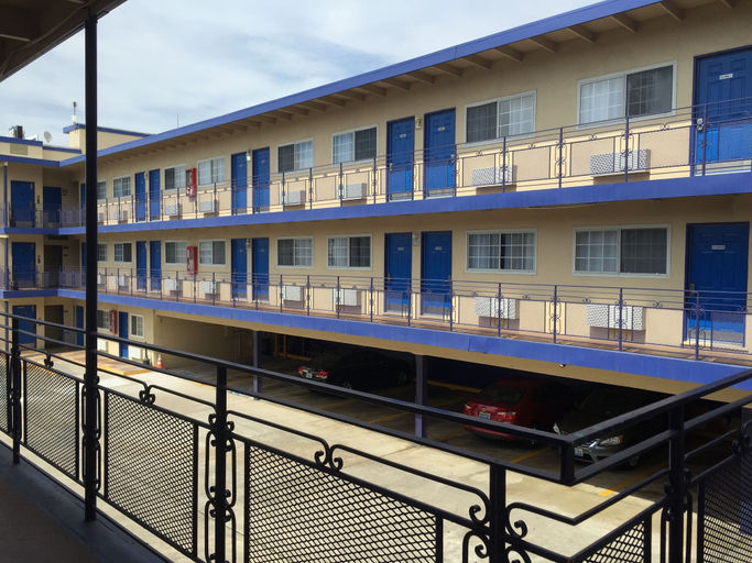 Others 5, Surf Motel, San Francisco