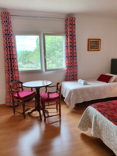 Bedroom 3, Montèze Paradis Chambres d'Hotes, Gard