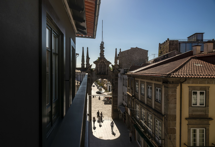 Others 5, Porta Nova Collection House, Braga