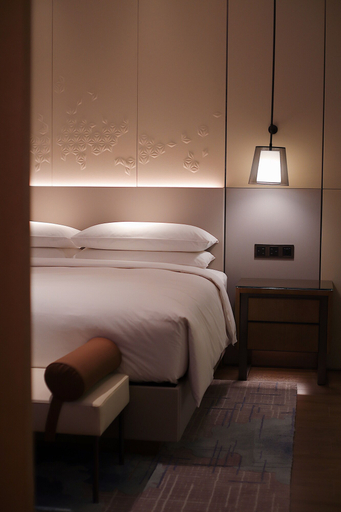 Bedroom 3, Wenzhou Airport Marriott, Wenzhou
