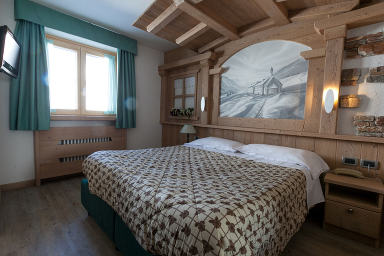 Bedroom 3, Sporting Hotel, Trento