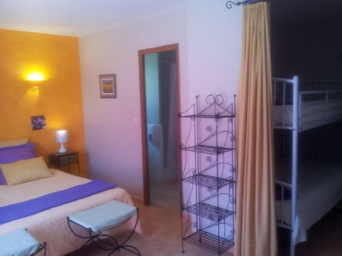Bedroom 5, Villa des Cammaous, Hérault