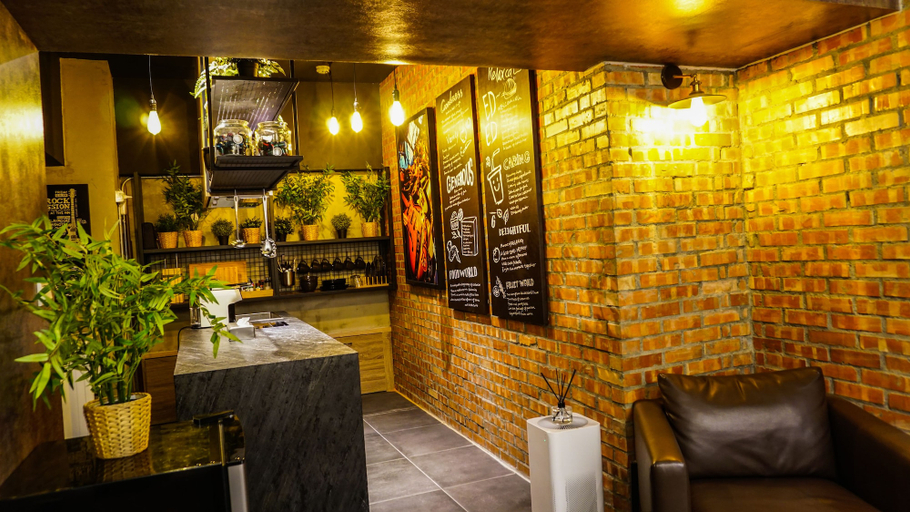 Food & Drinks 4, PInHouse, Kaohsiung
