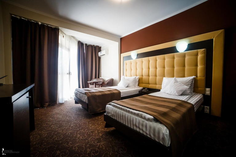 Bedroom 2, Hotel Ozana, Bistrita