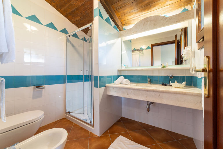 Bathroom 5, TH San Teodoro - Liscia Eldi Village, Nuoro