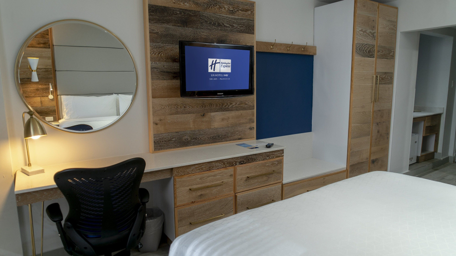 Bedroom 5, Holiday Inn Express SAN JUAN CONDADO by IHG