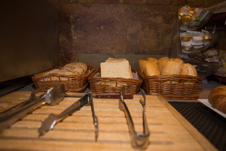 Food & Drinks 5, Hotel Yerri, Navarra