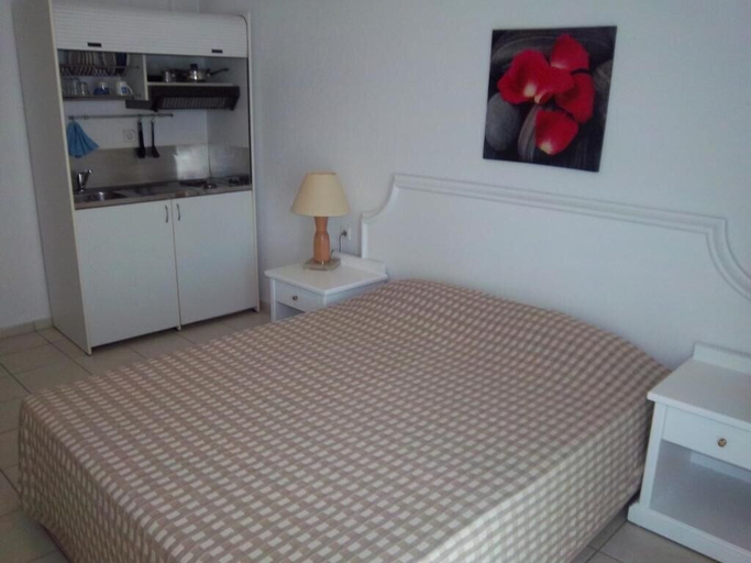 Bedroom 4, Milos Apartments, Central Macedonia
