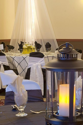 Food & Drinks 5, Water Street Inn, Washington