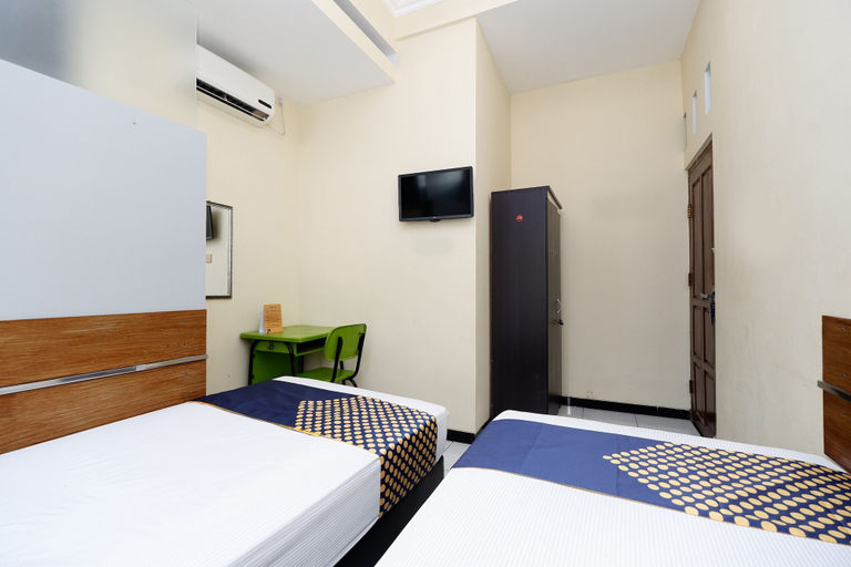 Bedroom 4, Hotel O Solo Point Guest House Syariah, Solo