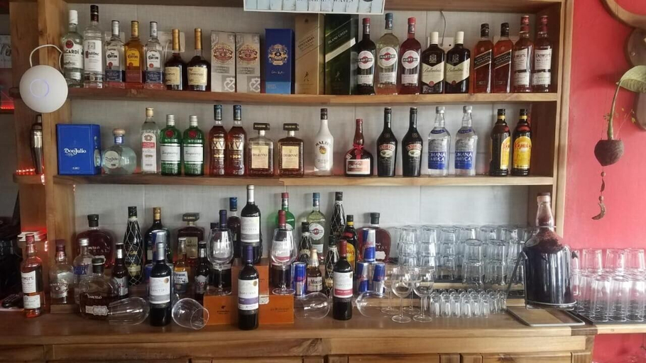 Food & Drinks 4, Boca Grande Hotel Suites, Boca Chica