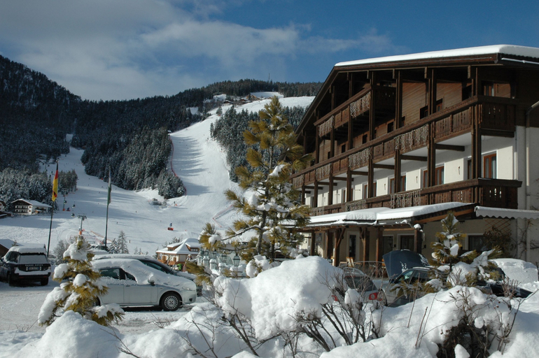 Exterior & Views 2, Hotel Condor, Bolzano