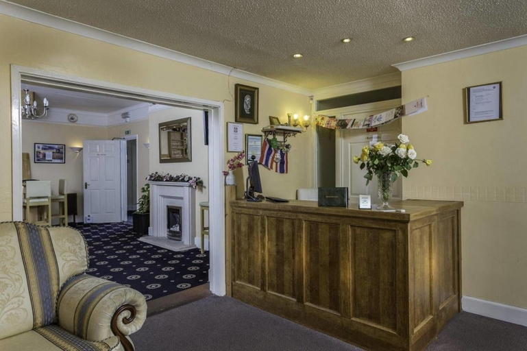 Others 5, Lyme Bay House, Devon