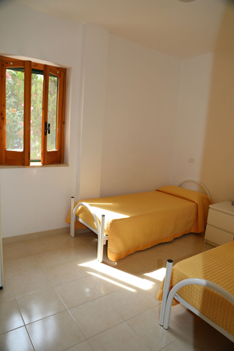 Bedroom 3, Camping Euro 92, Foggia