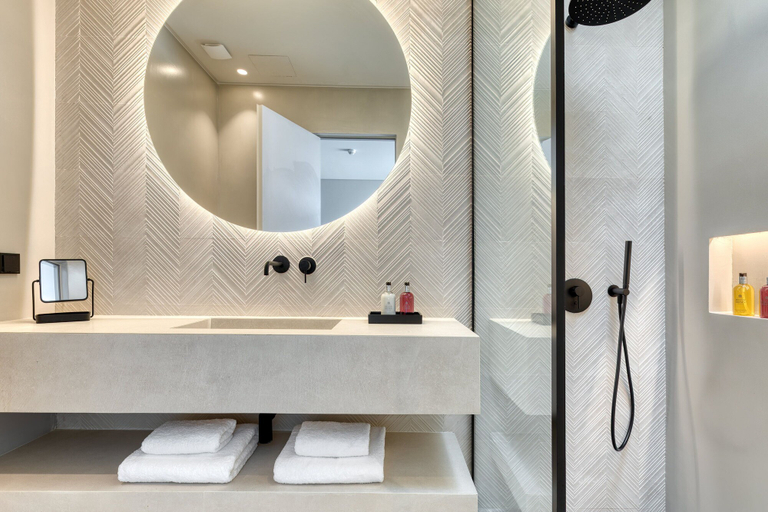 Bathroom 4, Untold Mykonos, South Aegean