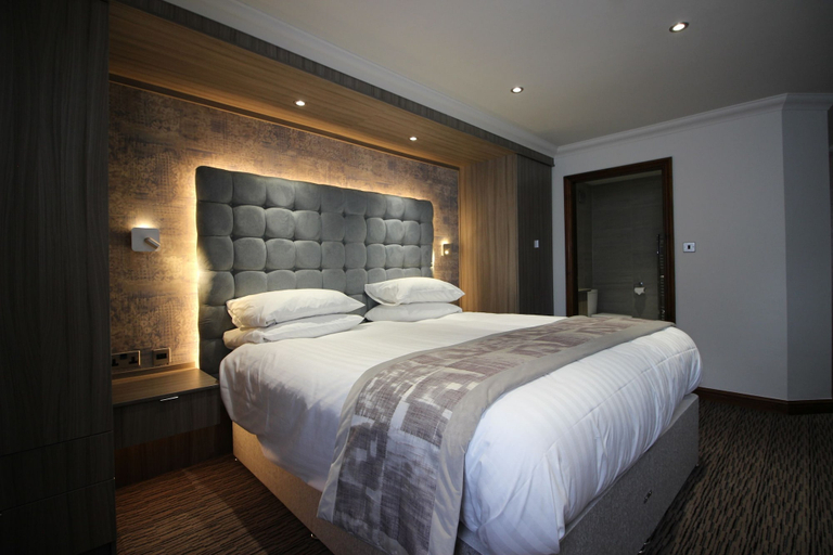 Bedroom 3, Pastures Hotel, Doncaster