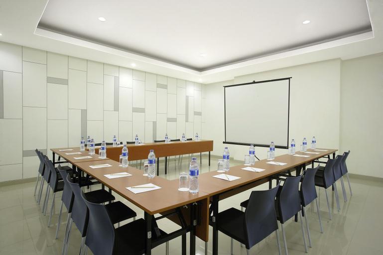 Business Facilities