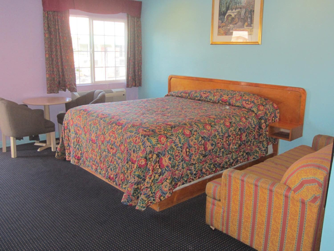Bedroom 3, Starlight Inn Van Nuys, Los Angeles