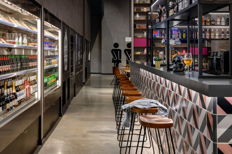 Food & Drinks 5, Moxy Lisboa Oriente, Lisbon