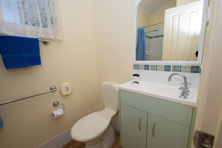 Bathroom 5, BIG4 Howard Springs Holiday Park, Litchfield - Pt B