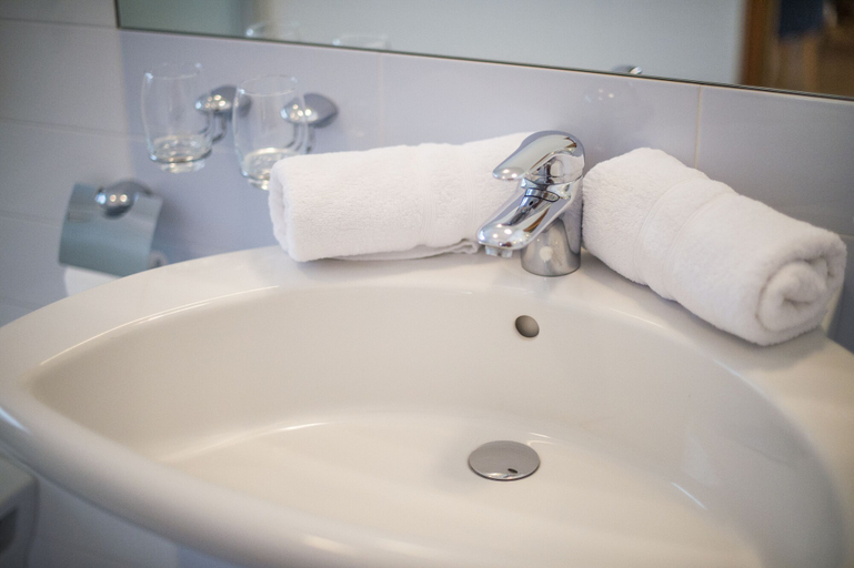 Bathroom 4, ORTLER'S Hotel, Bolzano