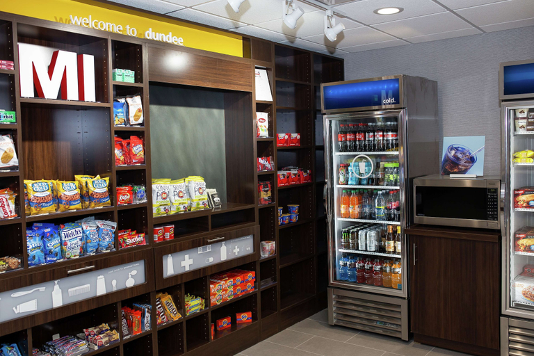 Food & Drinks 5, Hampton Inn & Suites Dundee, Monroe