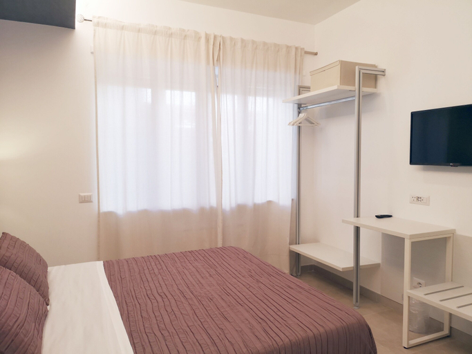 Bedroom 4, La Piccola Perla Rooms, Napoli