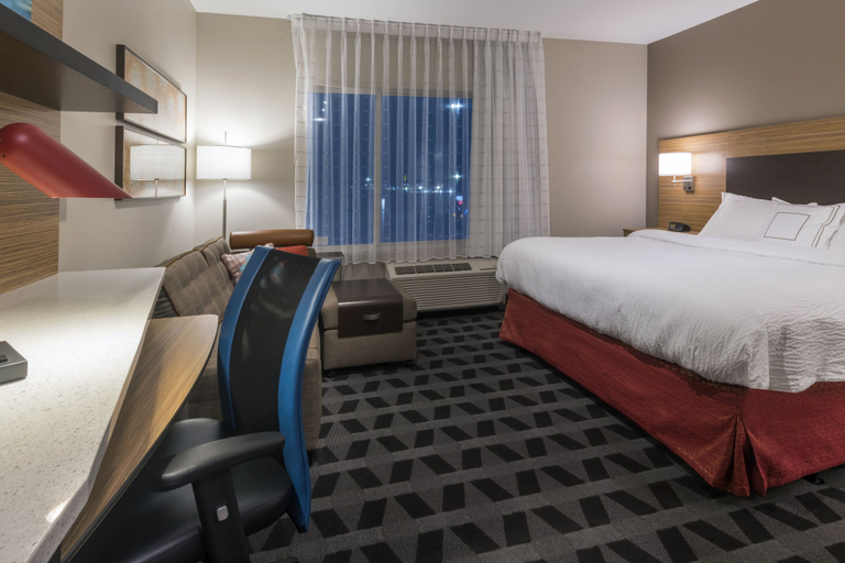 Bedroom 3, TownePlace Suites by Marriott Hays, Ellis