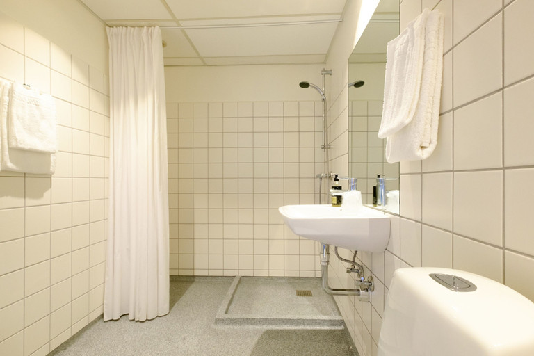 Bathroom 4, Four Points Flex by Sheraton Ishøj, Ishøj