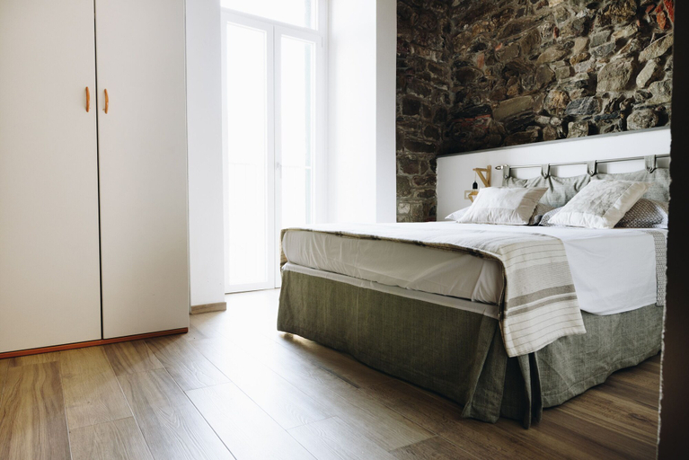 Bedroom 5, Punto Zero, La Spezia