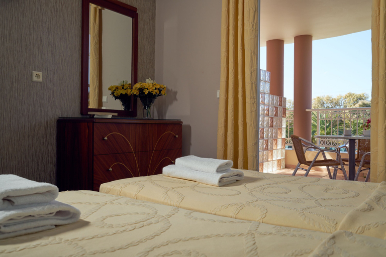 Bedroom 3, Ionion Blue Hotel, Ionian Islands