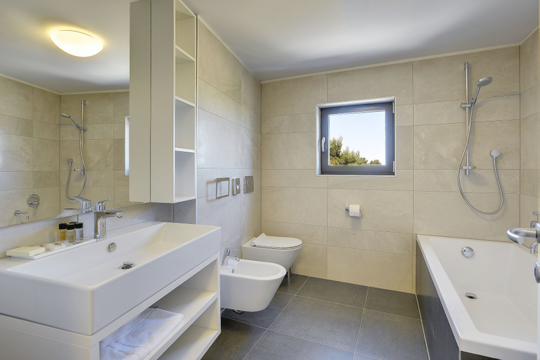 Bathroom 5, Residence Rovinj&, Rovinj