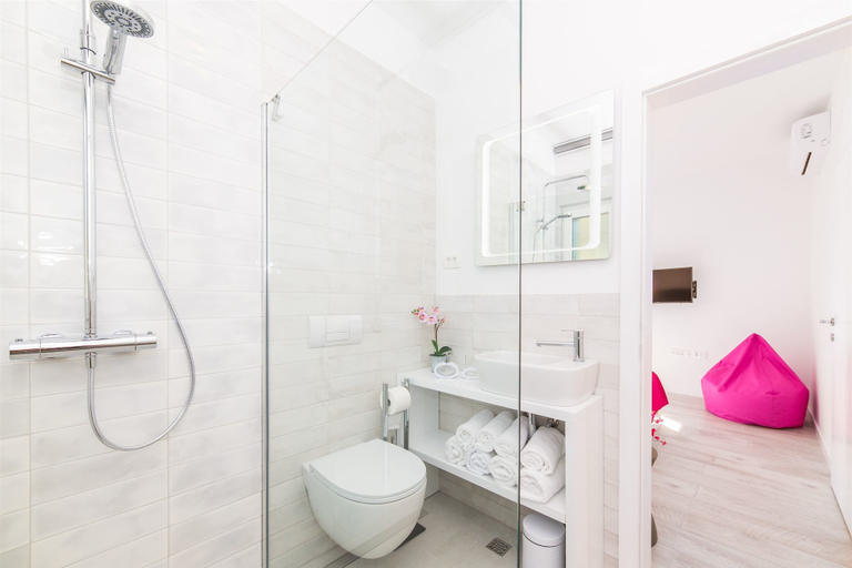 Bathroom 3, Villa Eni, Primošten