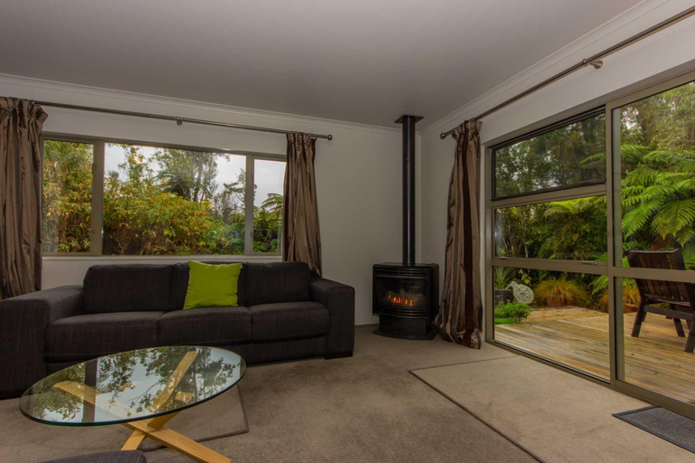 Others 5, Franz Josef Treetops, Westland