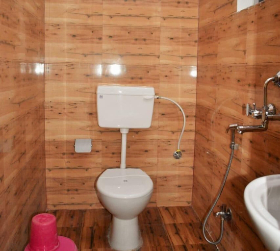 Bathroom, Hotel The Royal Buddha, Gaya