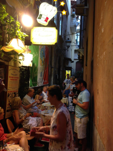 Food & Drinks 4, Old Taverna Sorrentina, Napoli