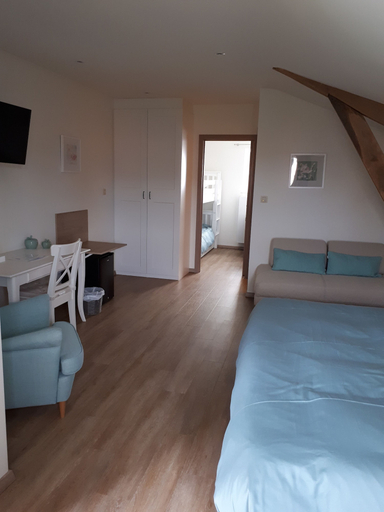 Bedroom 4, De Fruithoeve, Limburg