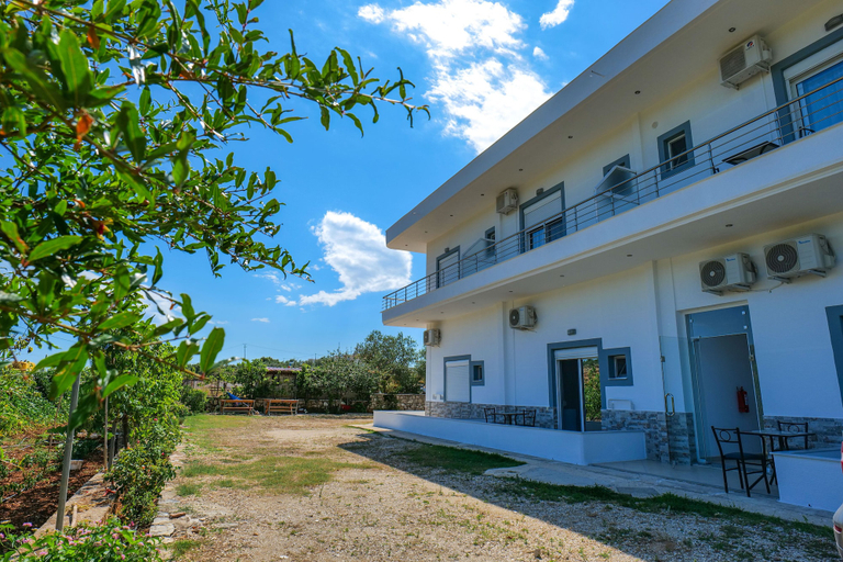 Exterior & Views 2, Hotel Chris, Sarandës