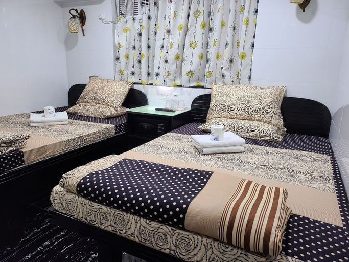 Bedroom 2, Hong Kong Budget Hostel, Kowloon