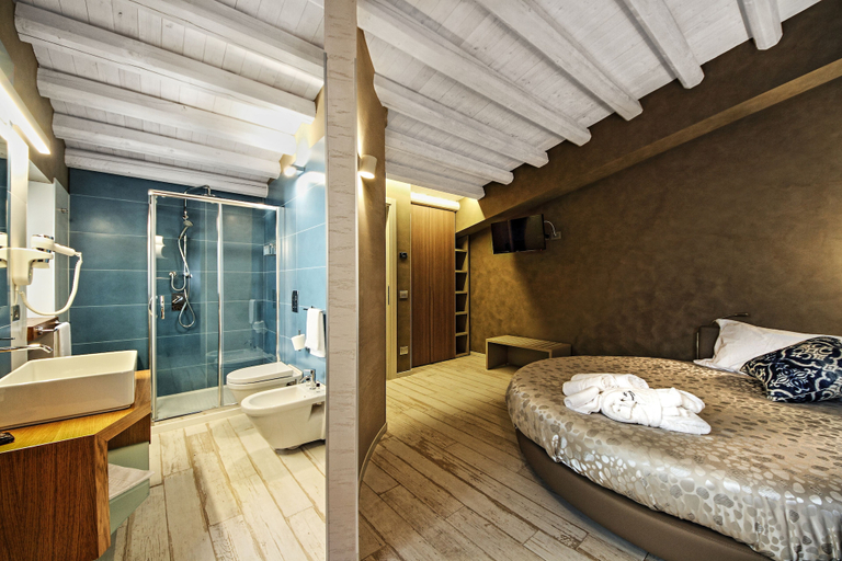 Bedroom 3, Notti O'Tunn, Palermo