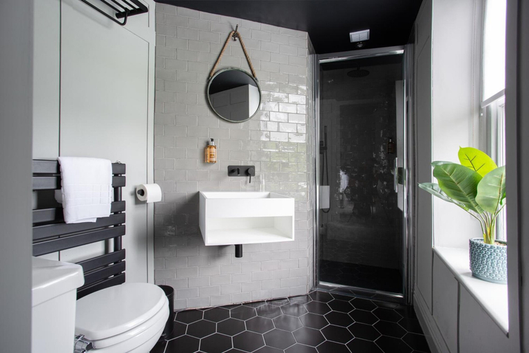 Bathroom 3, The Pickled Parson of Sedgefield, Durham
