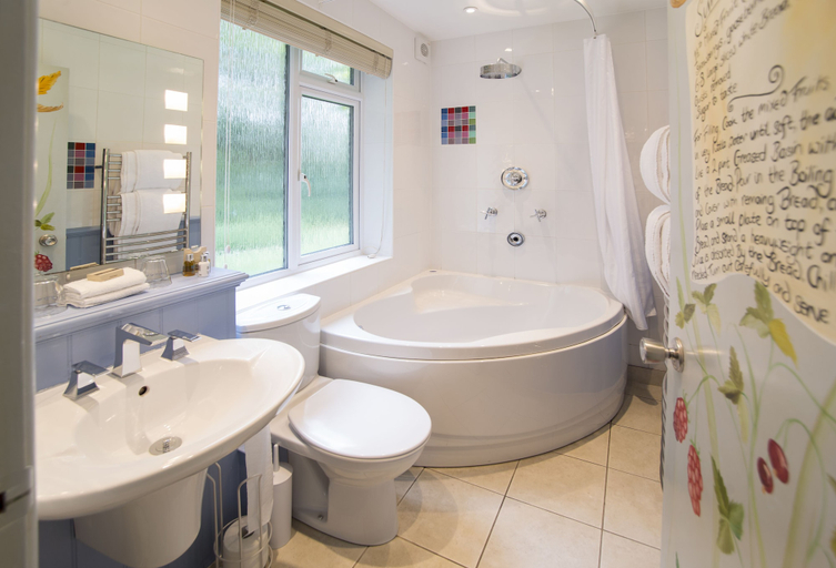 Bathroom 5, Three Ways House Hotel, Gloucestershire