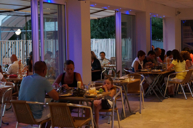 Food & Drinks 5, Residence Les Castors, Haute-Corse