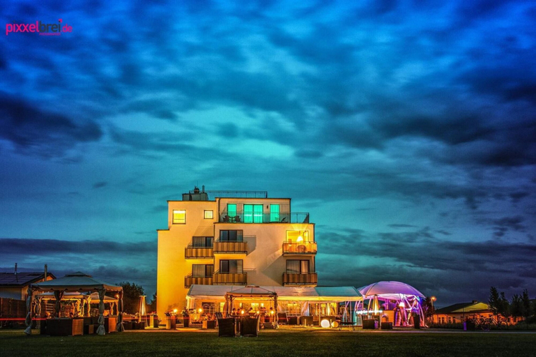 Exterior & Views 2, Hotel Warnow, Rostock